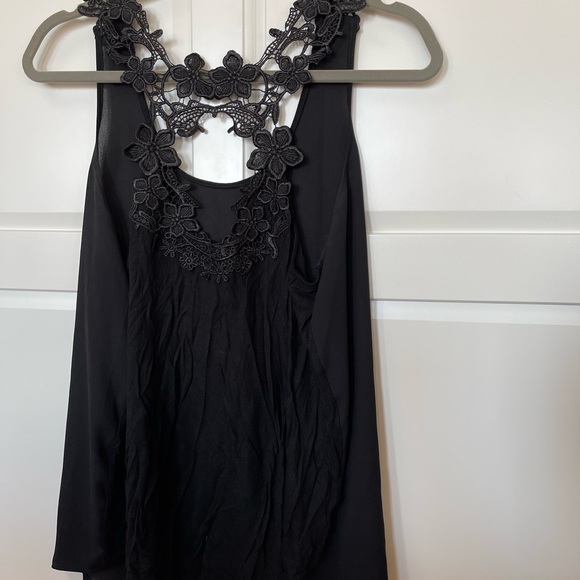 Express Tank with lace back - Picture 2 of 3